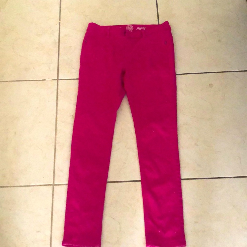 Jegging pants